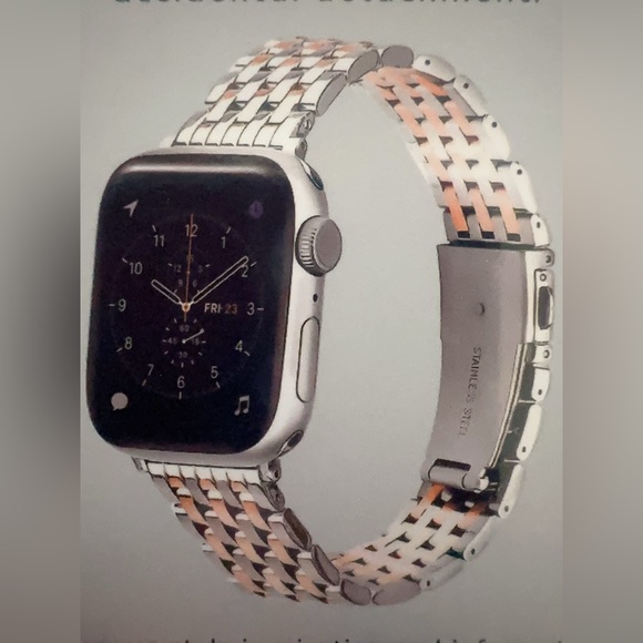 Royal Tech Silver Bling Band w/Tools to Adjust Links -Apple-  38MM/40MM/41MM NIB - Picture 1 of 4